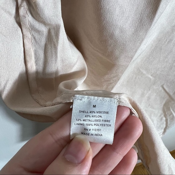 Romeo & Juliet Couture, Rainbow Sparkle Beaded, Cream, Scoop Neck Dress Size M - Picture 12 of 14